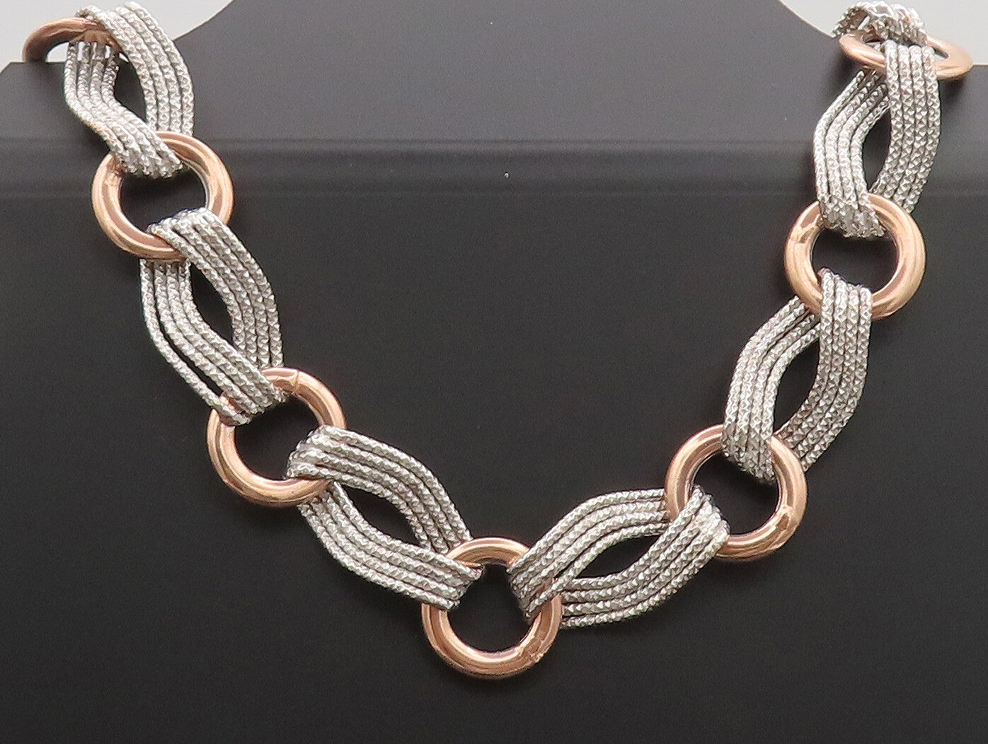 925 Sterling Silver  Vintage Designer Swirly Roped Link Ring Necklace  NE4155