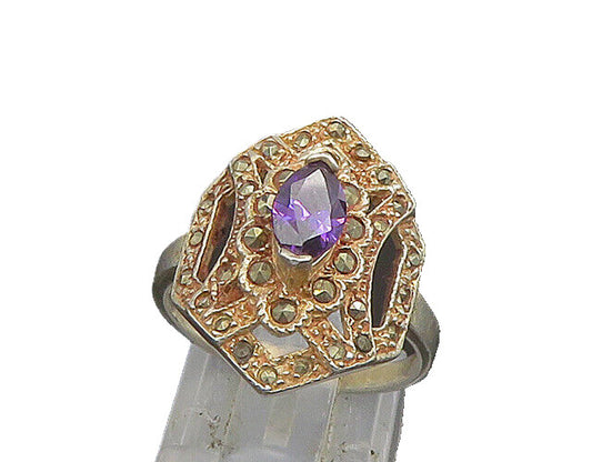 925 Sterling Silver  Vintage Purple Topaz & Marcasite Band Ring Sz 6.5 RG23436
