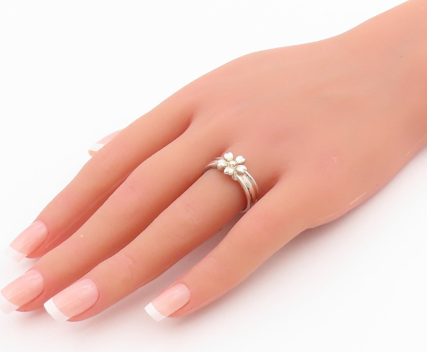 925 Sterling Silver Vintage Ring Minimalist Carved Flower  Sz 7.5  RG33256