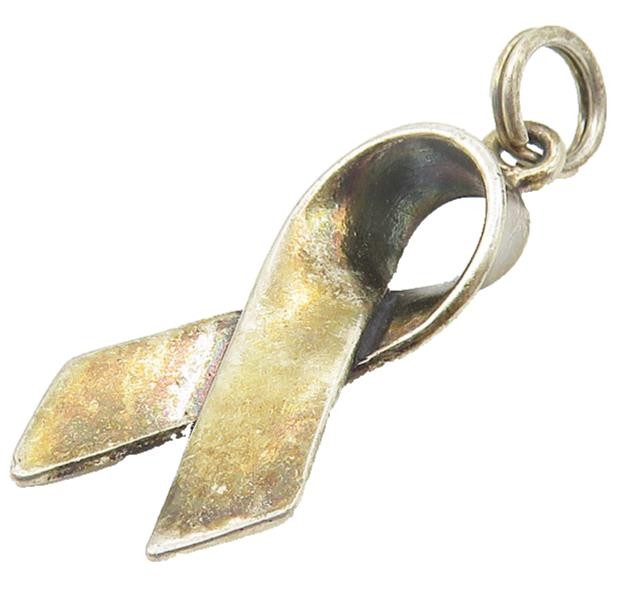 925 Sterling Silver  Vintage Dark Tone Ribbon Motif Smooth Pendant  PT8925
