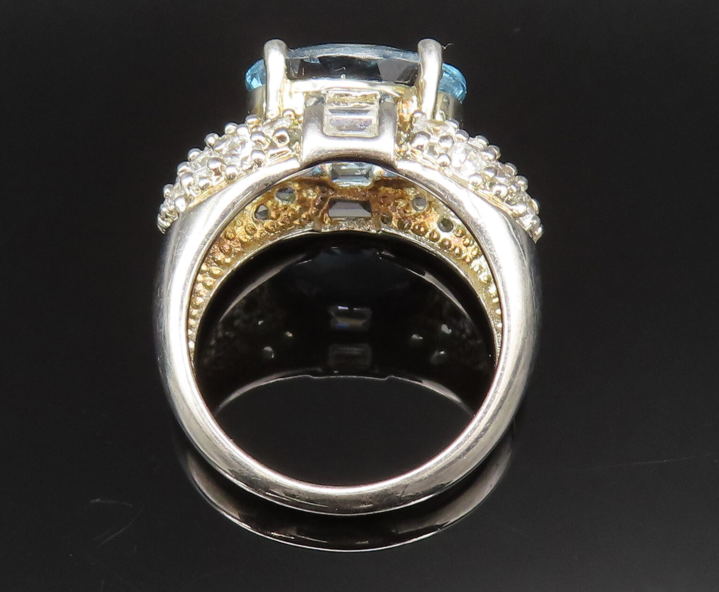 925 Sterling Silver  Vintage Sparkly Blue & White Topaz Ring Sz 7  RG25389