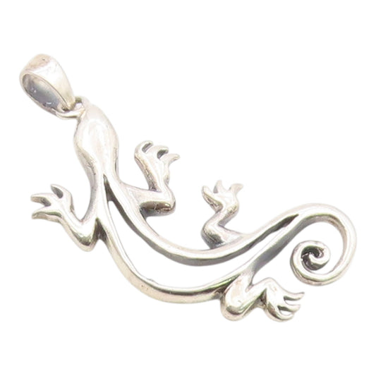 925 Sterling Silver Vintage Pendant Classic Gecko Lizard Outline Charm   PT26312