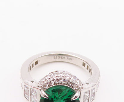 925 Sterling Silver Vintage Ring Designer Oval Green Halo White CZ  Sz 7 RG30005