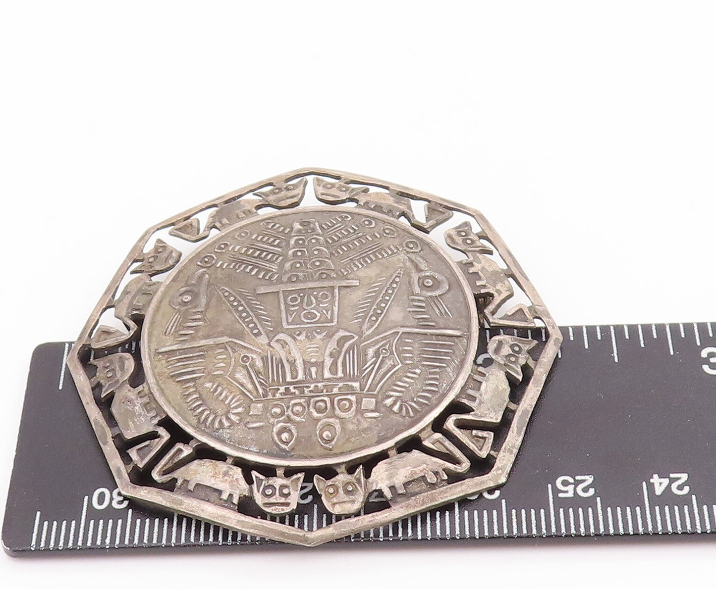 925 Sterling Silver Vintage Brooch Pin Egyptian Triable Design Etched  BP11029