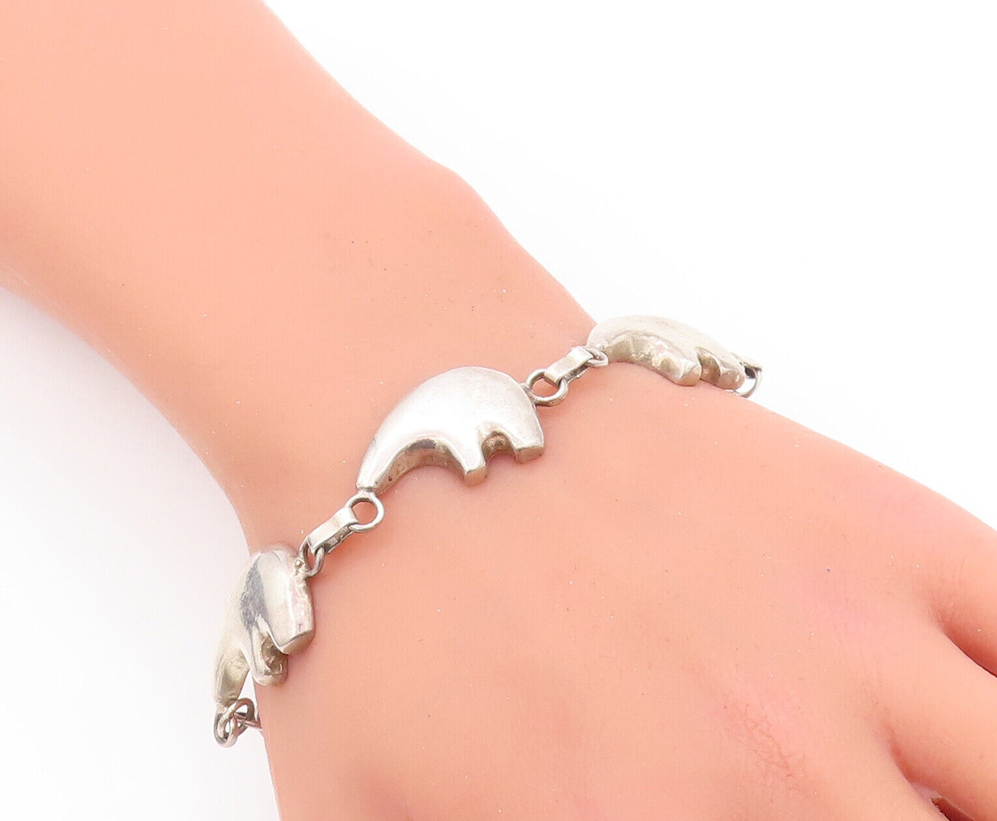 925 Sterling Silver Vintage Bracelet NAVAJO Solid Cutout Animal  BT10653