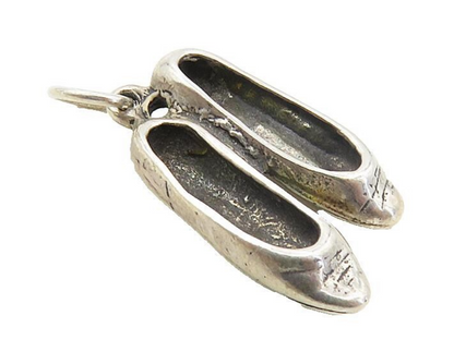 925 Sterling Silver  Vintage Petite Ballet Slipper Motif Drop Pendant  PT6401