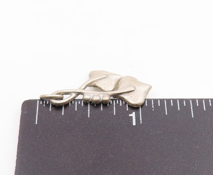 925 Sterling Silver  Vintage Shiny Floral Leaf Motif Drop Pendant  PT16576