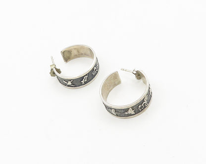925 Sterling Silver  Vintage Oxidized Animal Pattern J Hoop Earrings  EG9317