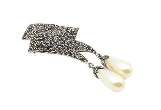 925 Sterling Silver  Vintage Pearls & Marcasite Ribbon Brooch Pin  BP3441