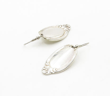 925 Sterling Silver  Vintage Shiny Swirl Detail Dangle Earrings  EG8191