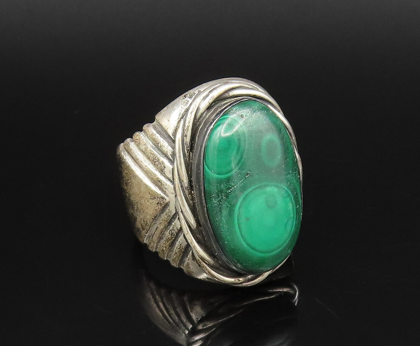 NAVAJO 925 Silver  Vintage Etched Lines Rope Twist Malachite Ring Sz 8 RG26119