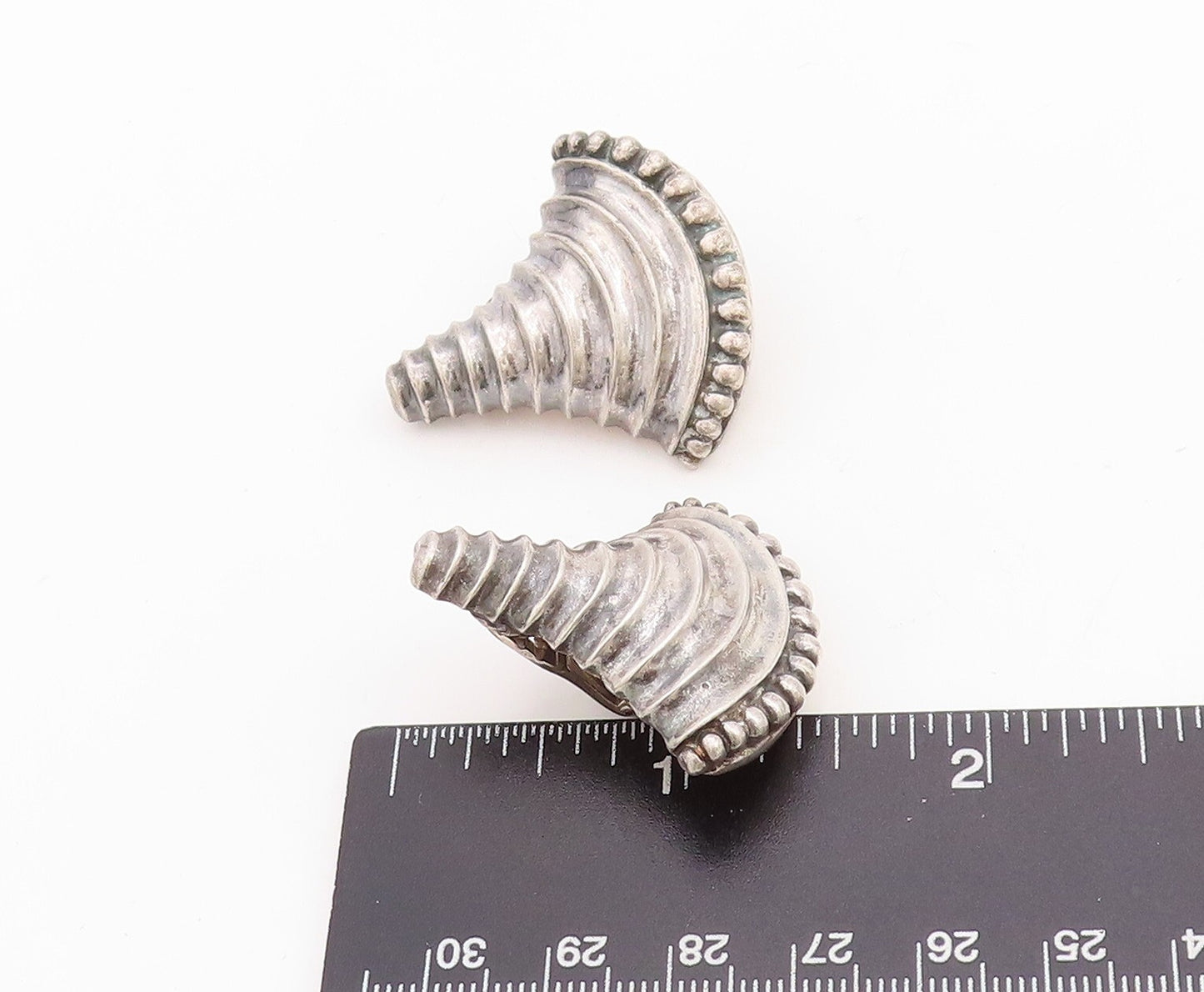 925 Sterling Silver Vintage Earrings Trible Brutalist Design Carved  EG13261