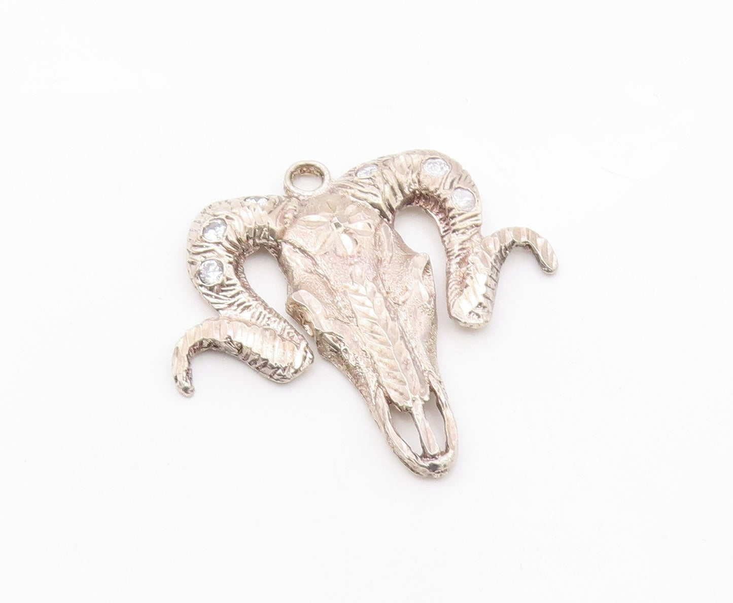 925 Sterling Silver  Vintage Shiny Diamond Cut Ram's Head Pendant  PT12535