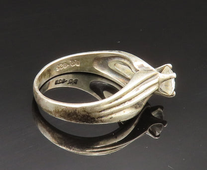 925 Silver  Vintage Cubic Zirconia Split Ribbed Shank Ring Sz 9  RG24593