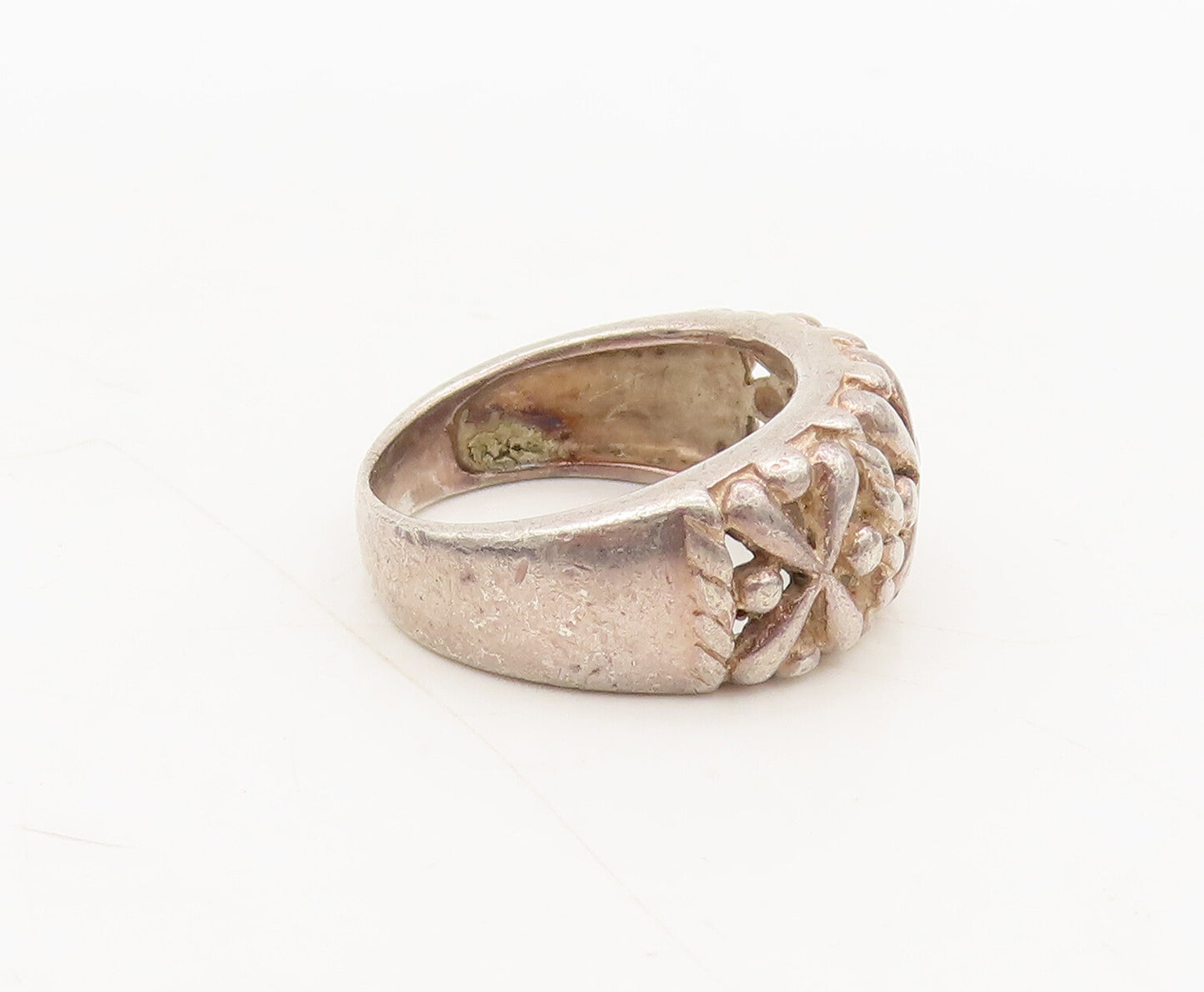 925 Silver Vintage Ring Minimalist Carved Cutout Cross & Beaded Sz 7  RG27564