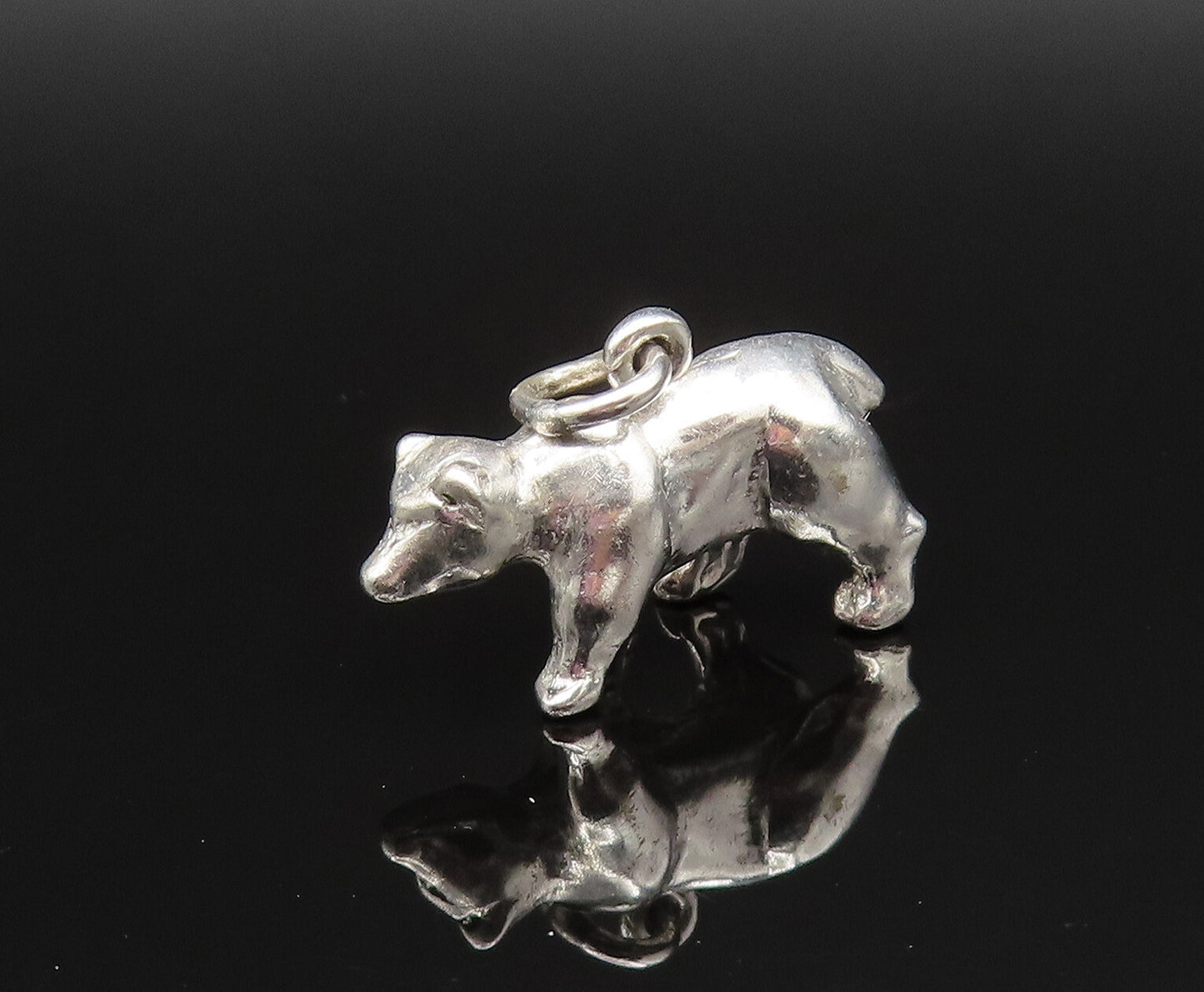 925 Sterling Silver  Vintage Sculpted Polar Bear Charm Pendant  PT20959
