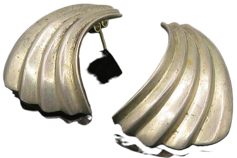 925 Sterling Silver  Vintage Dark Tone Fluted Wing Design Drop Earrings EG5471