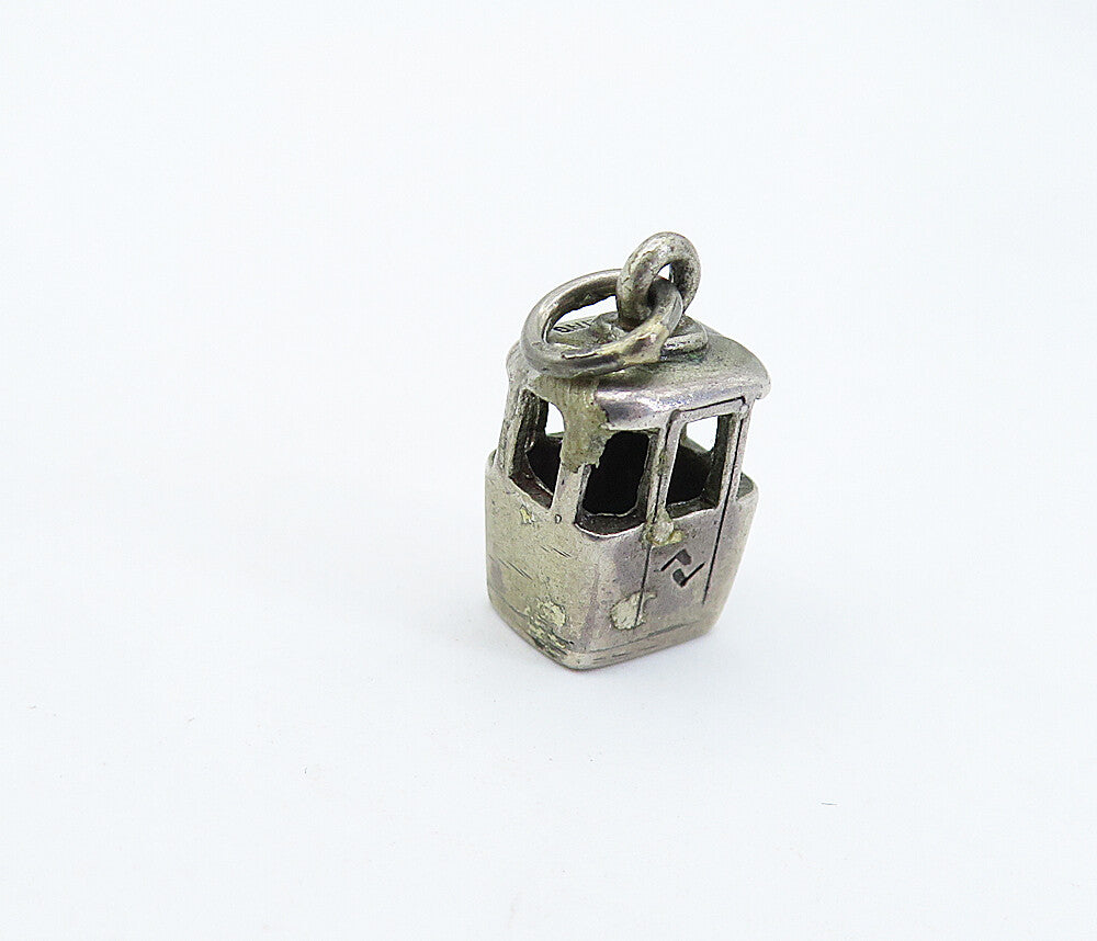 925 Sterling Silver  Vintage Petite Dark Tone Cable Car Drop Pendant  PT4914