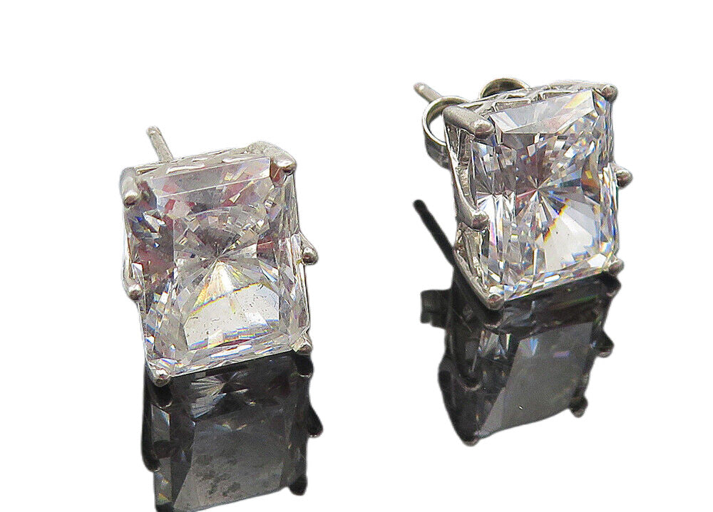 925 Sterling Silver  Prong Set Sparkling Cubic Zirconia Stud Earrings  EG6255