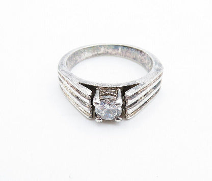 925 Sterling Silver  Vintage Cubic Zirconia Ribbed Solitaire Ring Sz 6  RG6522
