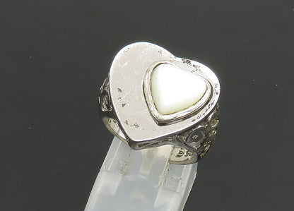 925 Sterling Silver  Vintage Mother Of Pearl Heart Cocktail Ring Sz 7  RG19939