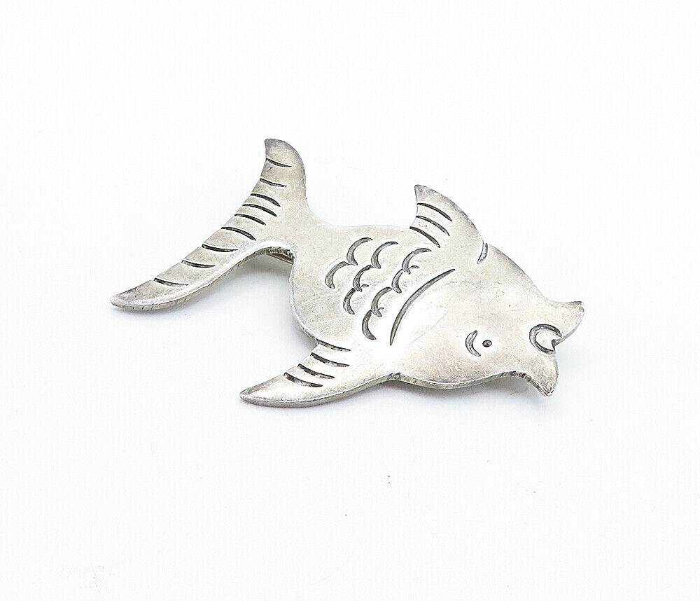 MEXICO 925 Sterling Silver  Vintage Dark Tone Swimming Fish Brooch Pin  BP2748