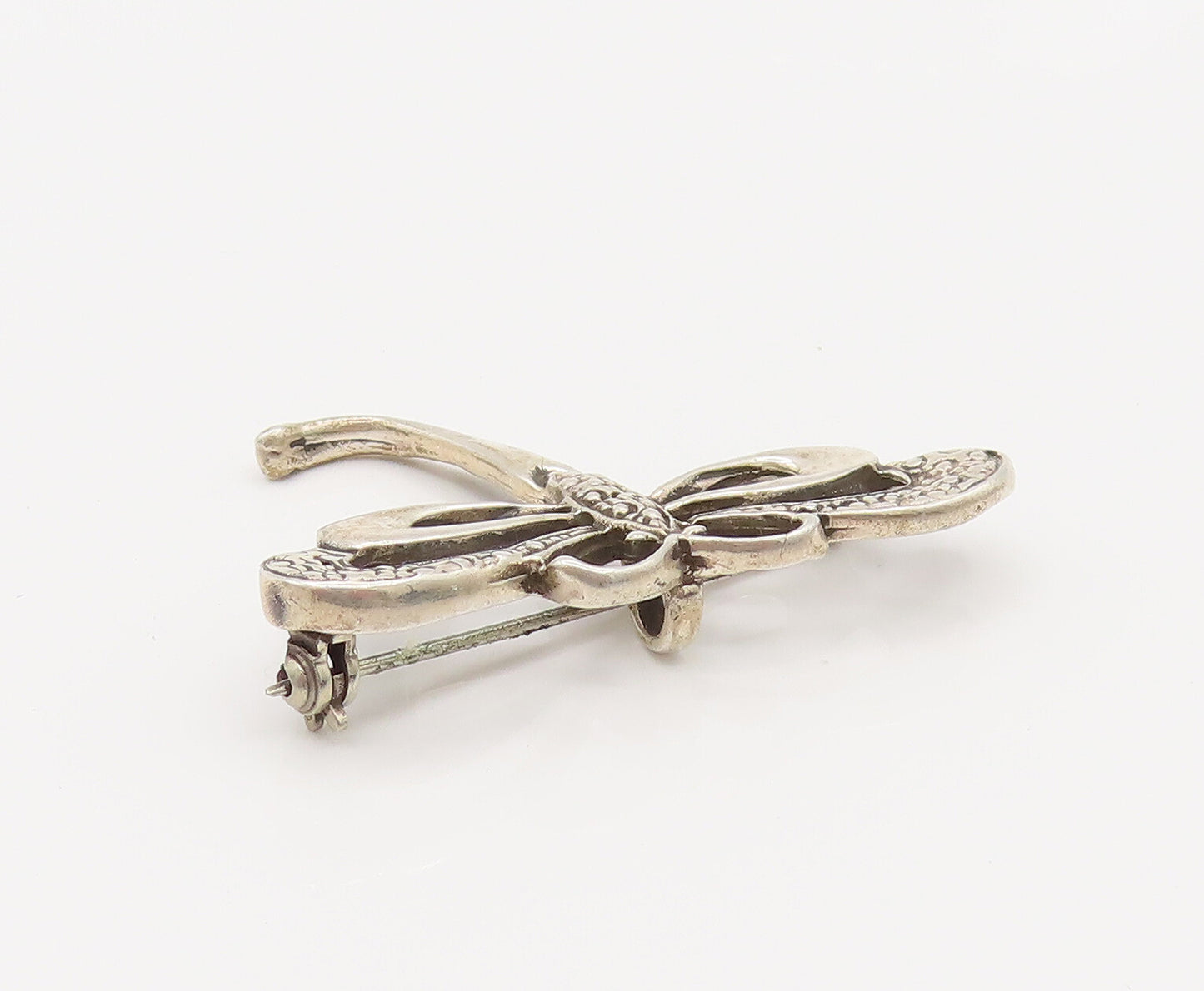 925 Sterling Silver  Vintage Textured Dragonfly Cutout Brooch Pin  BP10146