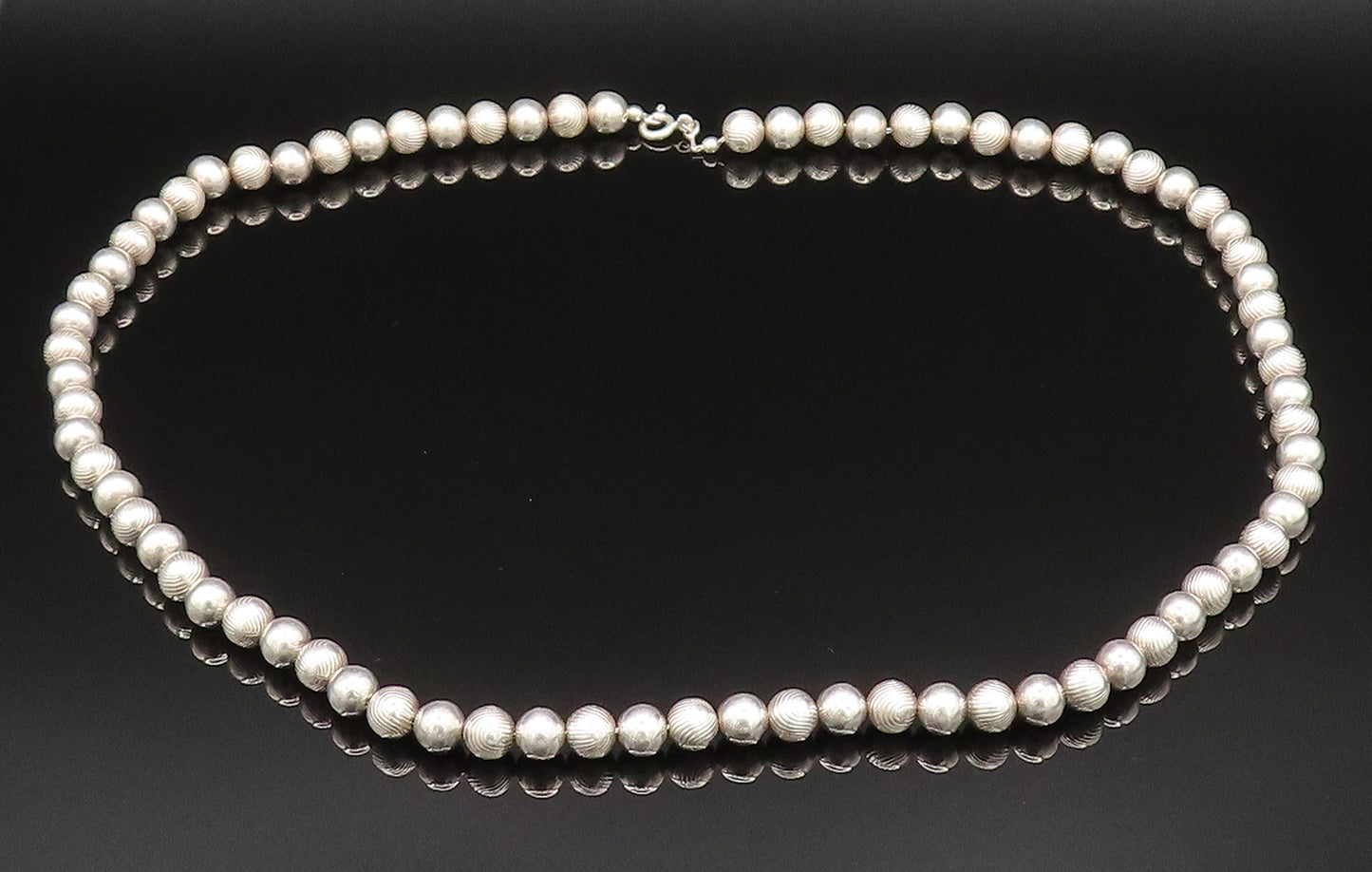 925 Sterling Silver  Vintage Shiny Etched Beaded Chain Necklace  NE2955