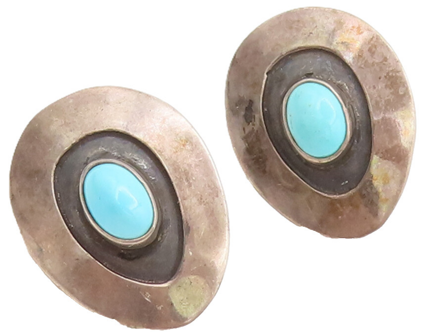 925 Sterling Silver Vintage Southwestern Egg Cut Turquoise Earrings EG12605