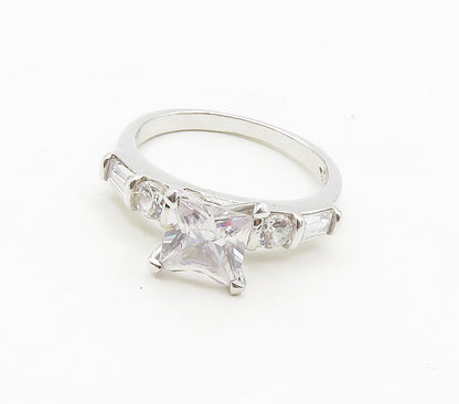 925 Sterling Silver  Cubic Zirconia Solitaire Accent Ring Sz 9.5  RG16479