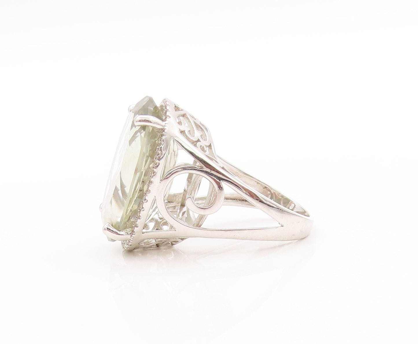 925 Sterling Silver Vintage Ring Oval Green Amethyst Halo Topaz  Sz 7  RG32736