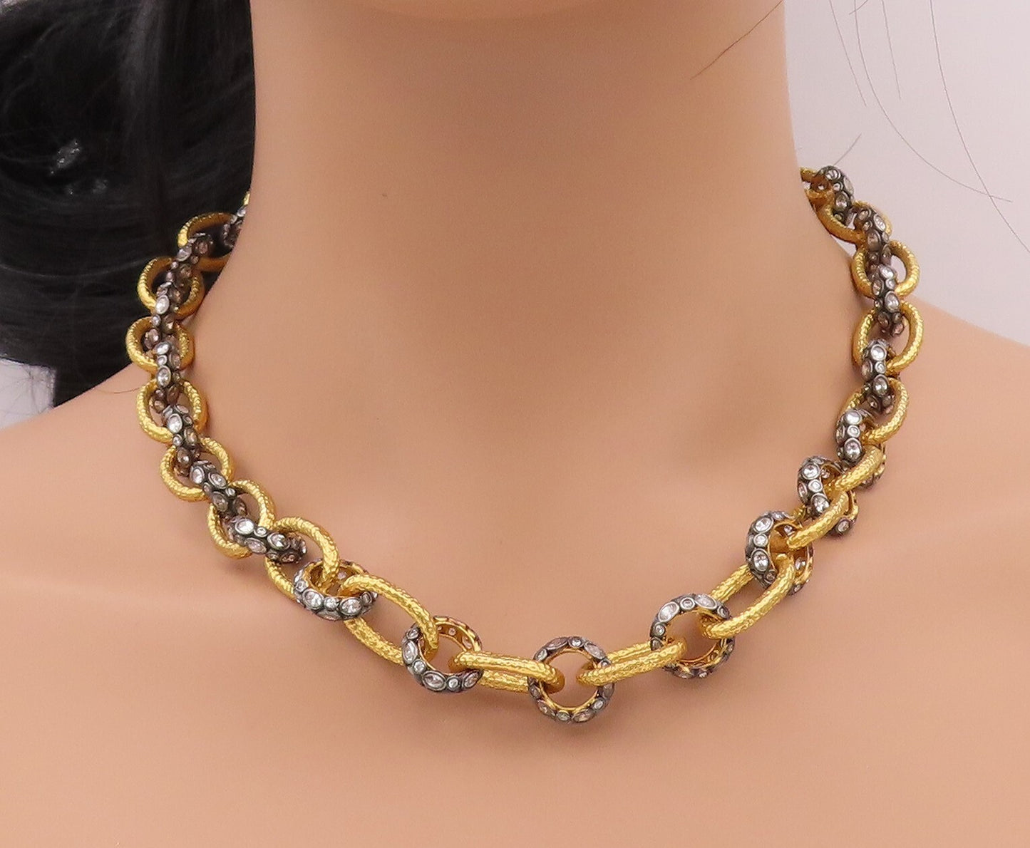 925 Sterling Silver Vintage Necklace Gold Plated Topaz Linked Rings  NE4326
