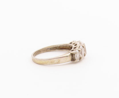 925 Sterling Silver Vintage Ring Elegant Oval Cut White Topaz Band Sz 7 RG36448