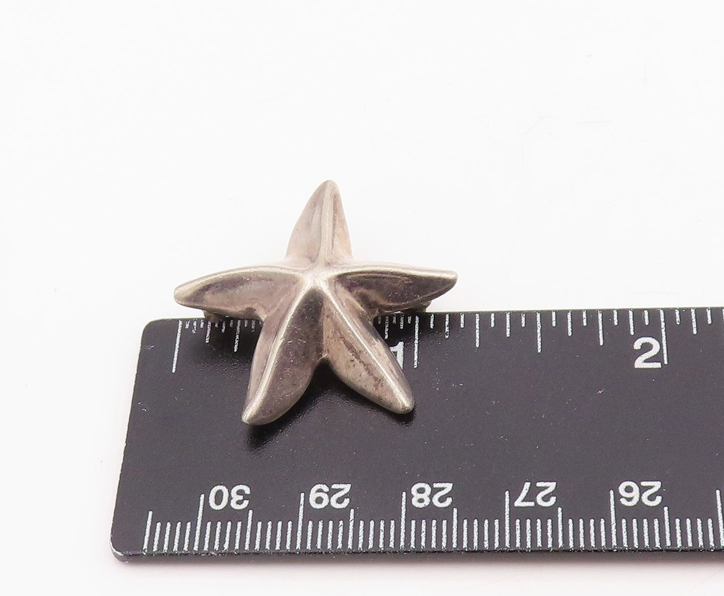 925 Sterling Silver Vintage Brooch Pin Classic Nautical Sea Fish Motif  BP12311