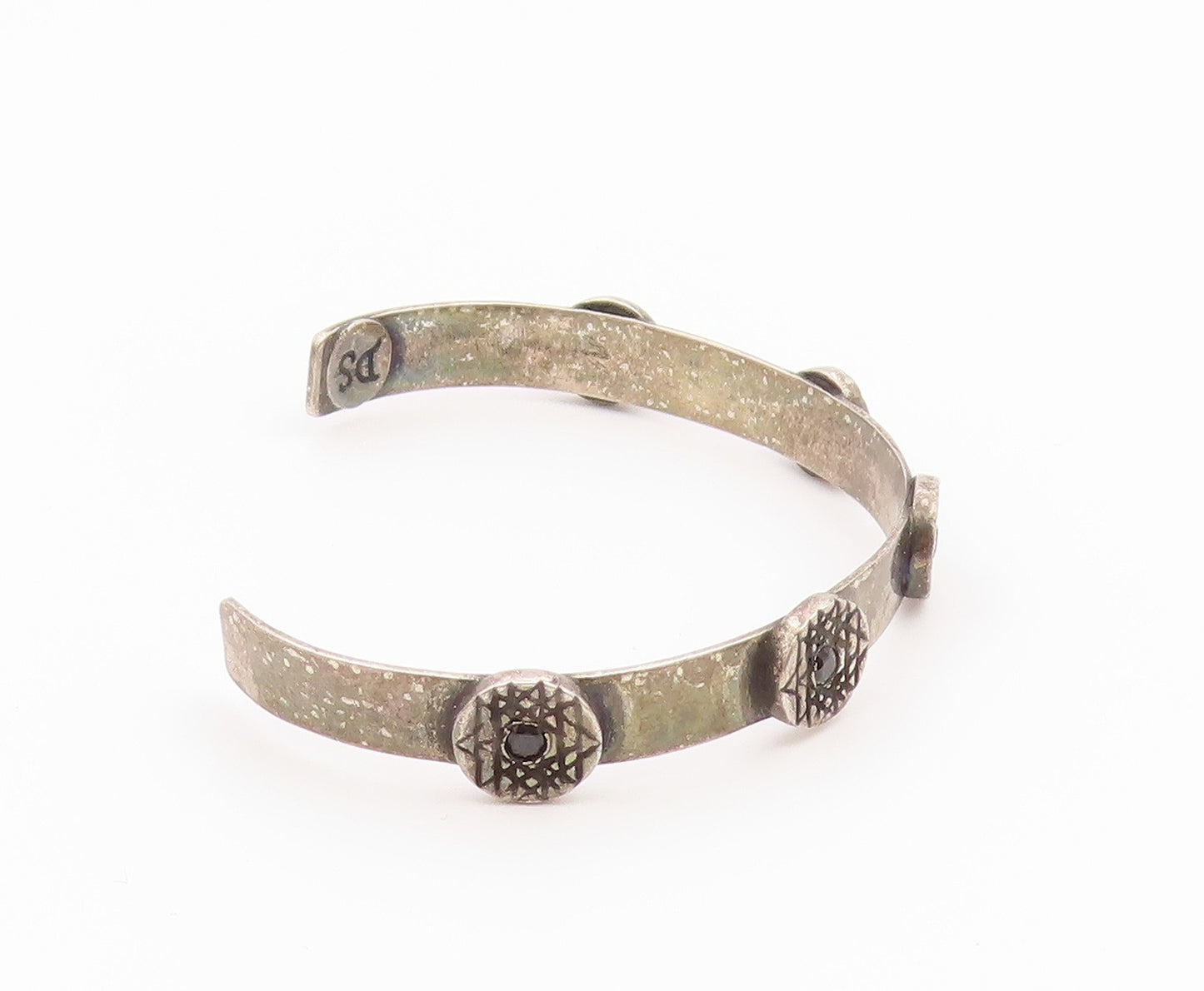 DESIGNER 925 Silver  Vintage Etched Circle Sapphire Cuff Bracelet  BT9444