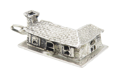 925 Sterling Silver  Vintage Shiny Petite Suburban House Motif Pendant  PT9034