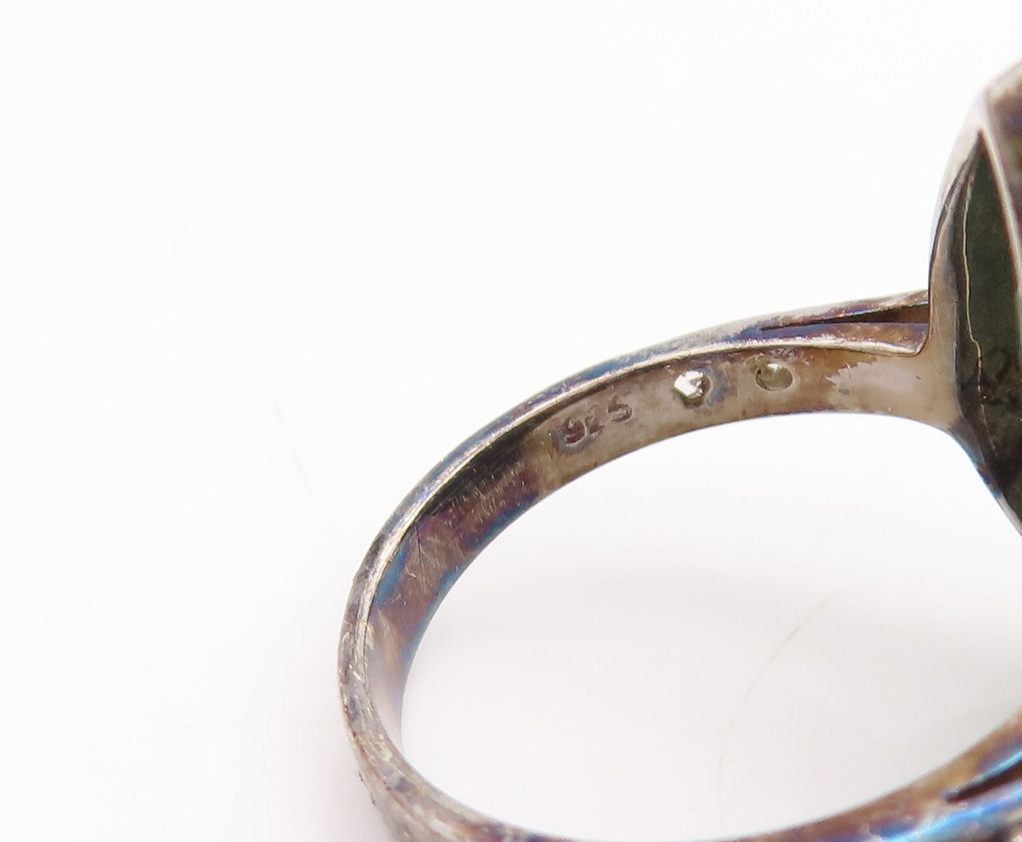 925 Sterling Silver Vintage Ring Drop Cut Gemstone Diamonds Inlay Sz 7  RG29173