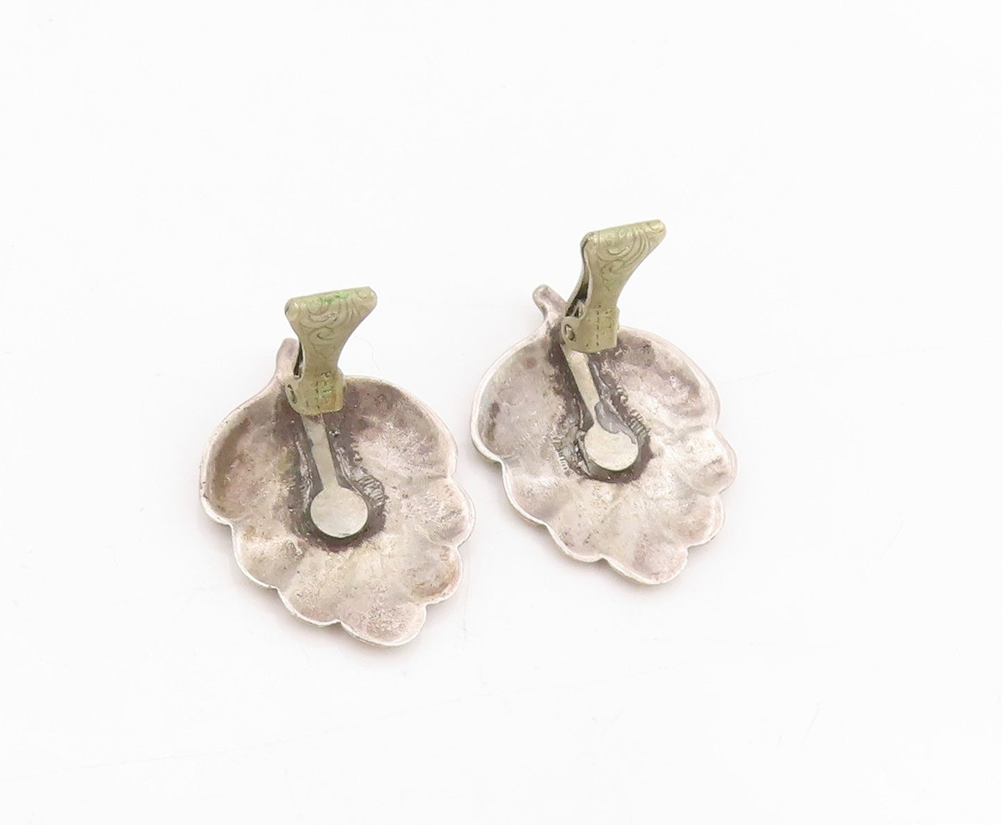 925 Sterling Silver Vintage Earrings Dark Tone Botanical Leaf Clip On  EG13753