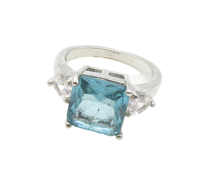 925 Sterling Silver  Blue & White Topaz Shiny Cocktail Ring Sz 8  RG16748