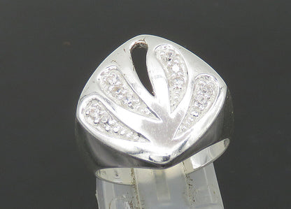 925 Sterling Silver  Vintage Topaz Cutout Detail Shiny Band Ring Sz 7  RG21293