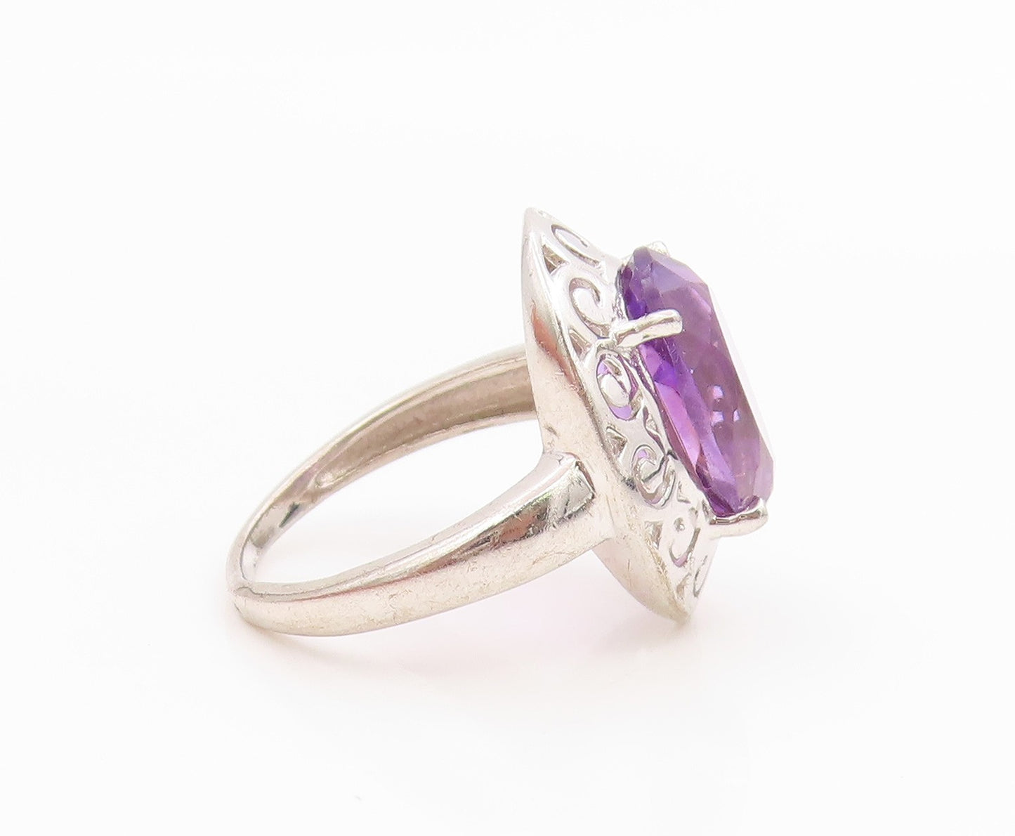 925 Sterling Silver Vintage Ring Amethyst Scroll Cutout Band  Sz 7  RG36137