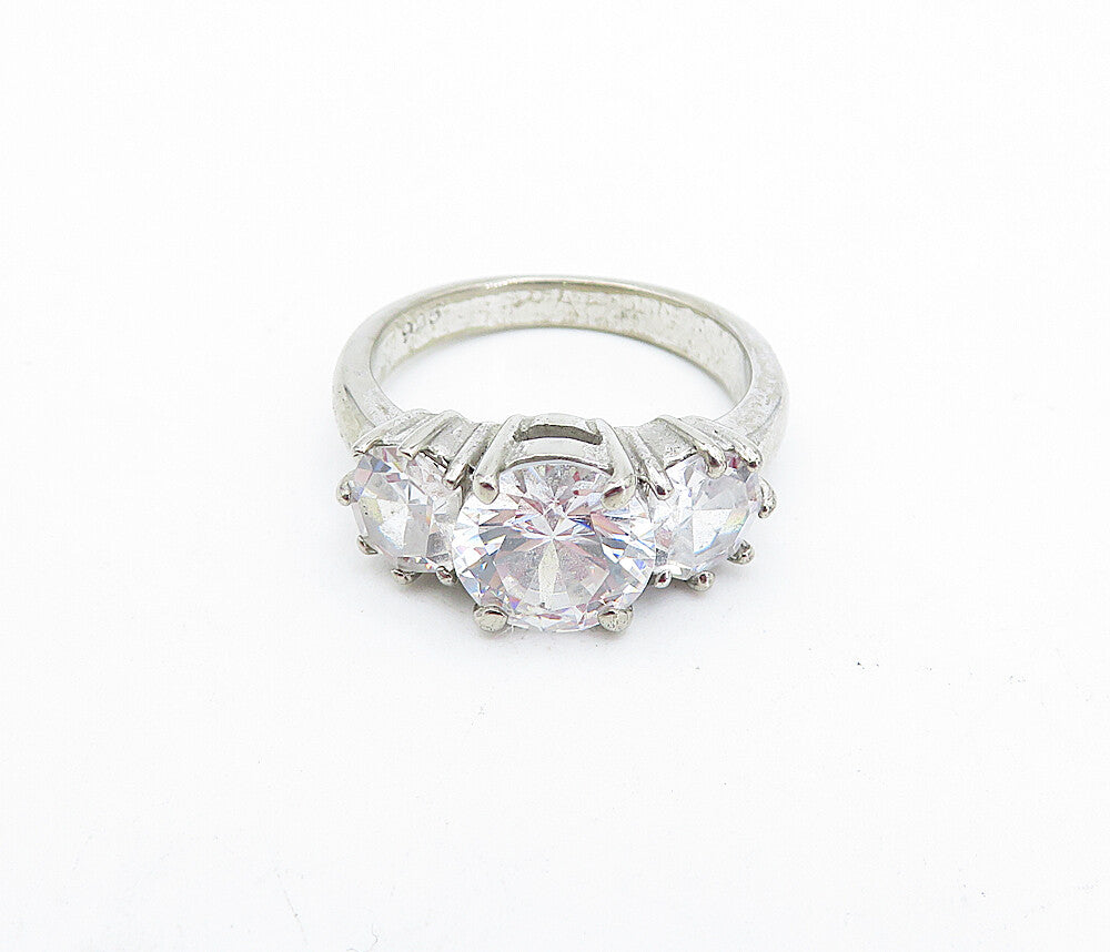 925 Sterling Silver  Vintage Cubic Zirconia 3 Stone Band Ring Sz 7  RG4083