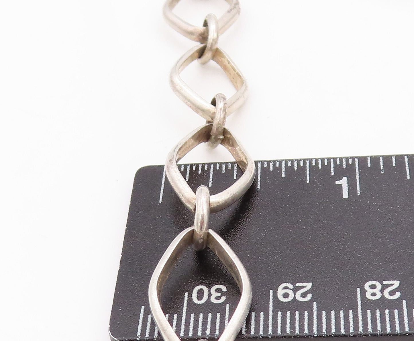 925 Sterling Silver Vintage Necklace Designer Eye Shaped Cutout Rings   NE4403