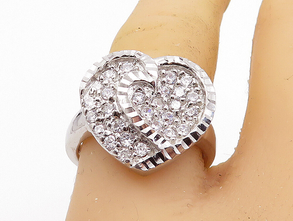 925 Sterling Silver  Cubic Zirconia Love Heart Cocktail Ring Sz 7.5  RG7283