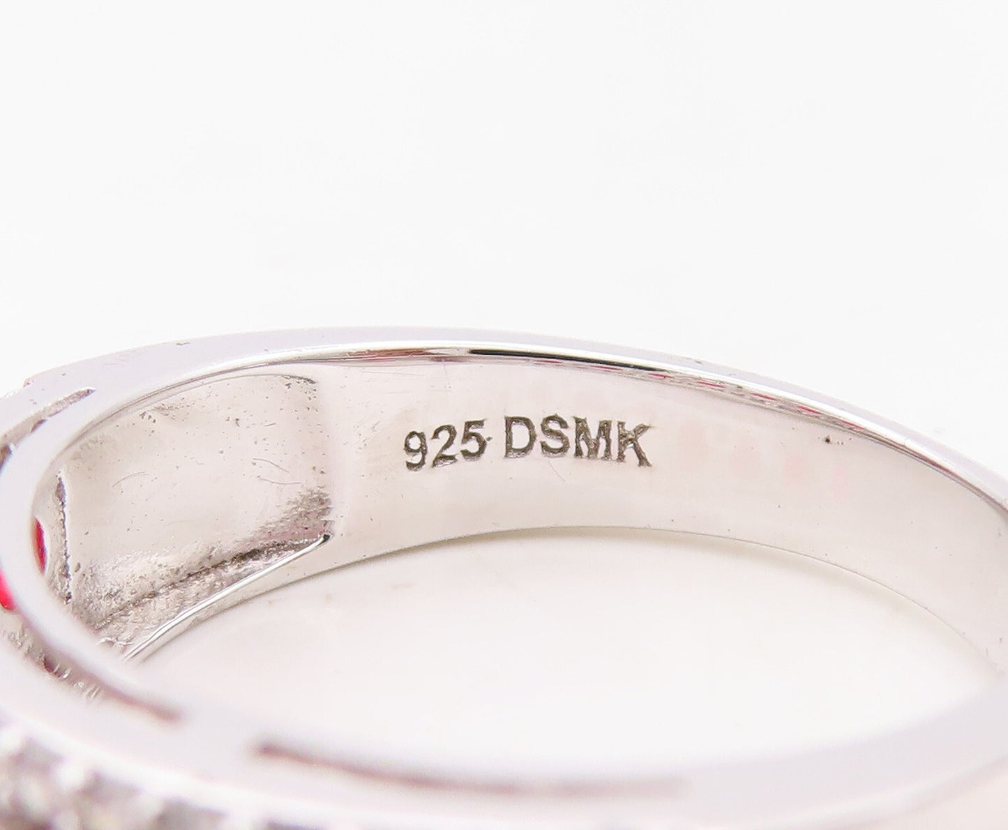 925 Sterling Silver Vintage Ring Minimalist Red & White CZ Bands Sz 7.5  RG30238