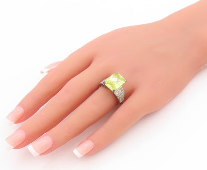 925 Sterling Silver Vintage Ring Green CZ & White Topaz Band  Sz 8  RG33369