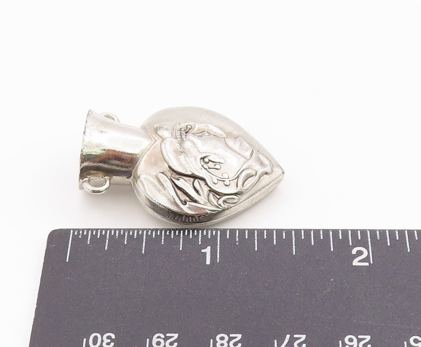 925 Sterling Silver Vintage Pendant Carved Lady Face On Vase  PT24366