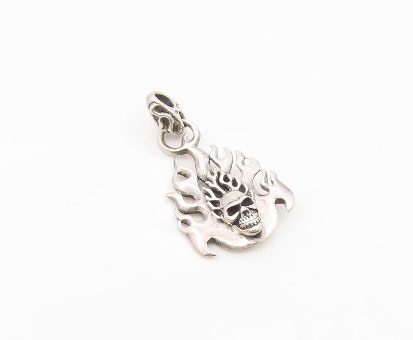 925 Sterling Silver  Vintage Skeleton Head & Fire Flames Pendant  PT18614