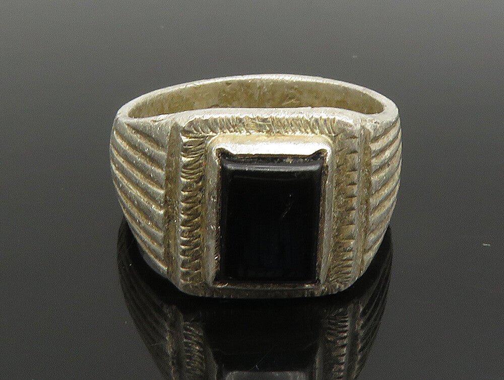 925 Silver  Vintage Rectangular Black Onyx Scalloped Band Ring Sz 8  RG24650