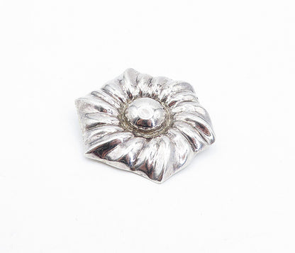 925 Sterling Silver  Vintage Shiny Hollow Flower Motif Brooch Pin  BP1615